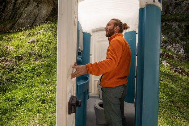 Best Porta potty delivery and setup  in Mart, TX